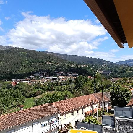 Casa Amarela Da Canicada Виейра до Миньо Екстериор снимка
