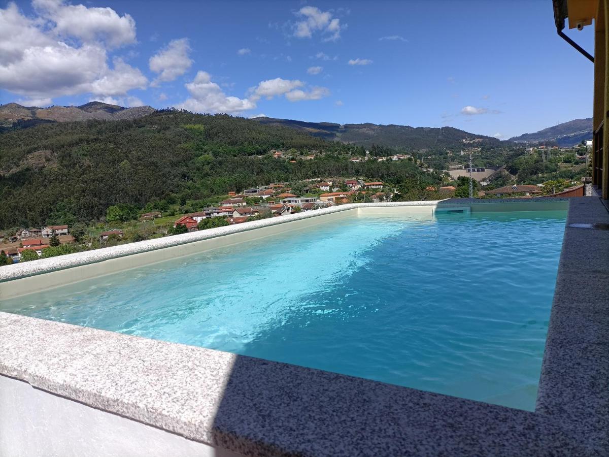 Casa Amarela Da Canicada Виейра до Миньо Екстериор снимка