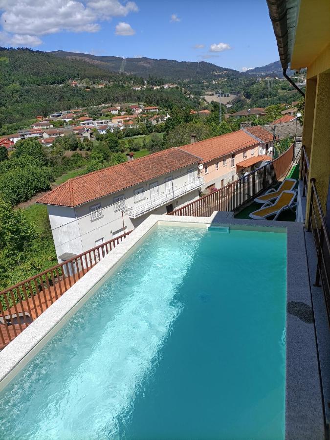 Casa Amarela Da Canicada Виейра до Миньо Екстериор снимка